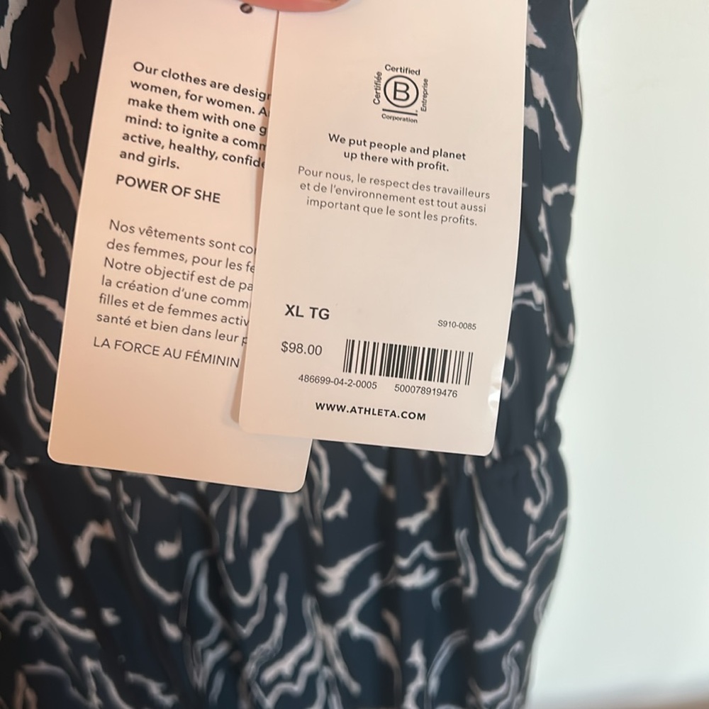 Navy sporty dress from Athleta - Picture 4 of 6